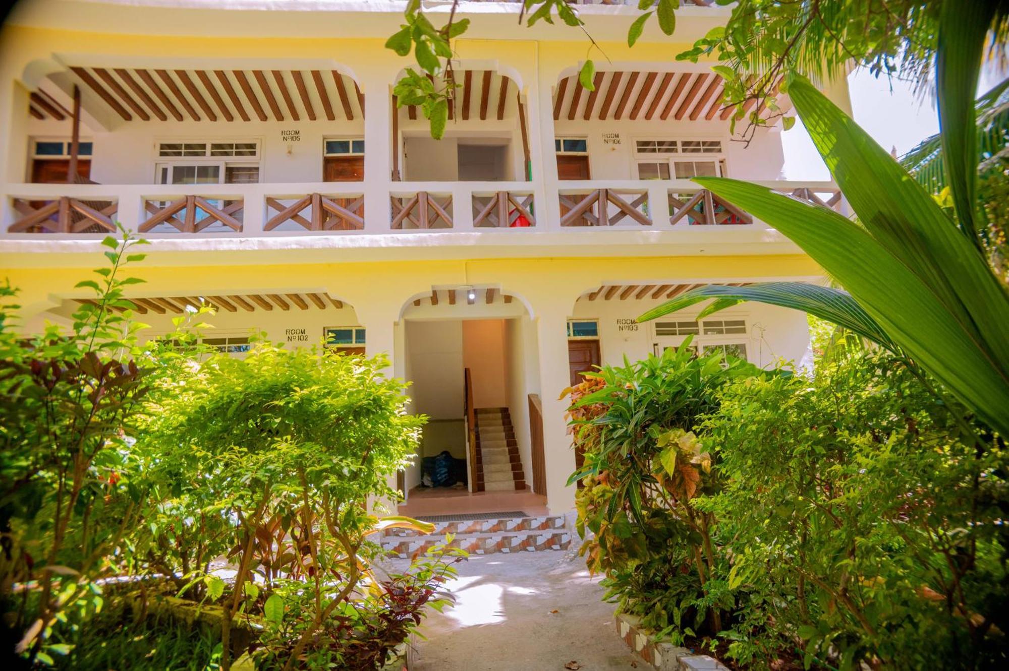 Baraka Beach Bungalows Nungwi Exterior photo