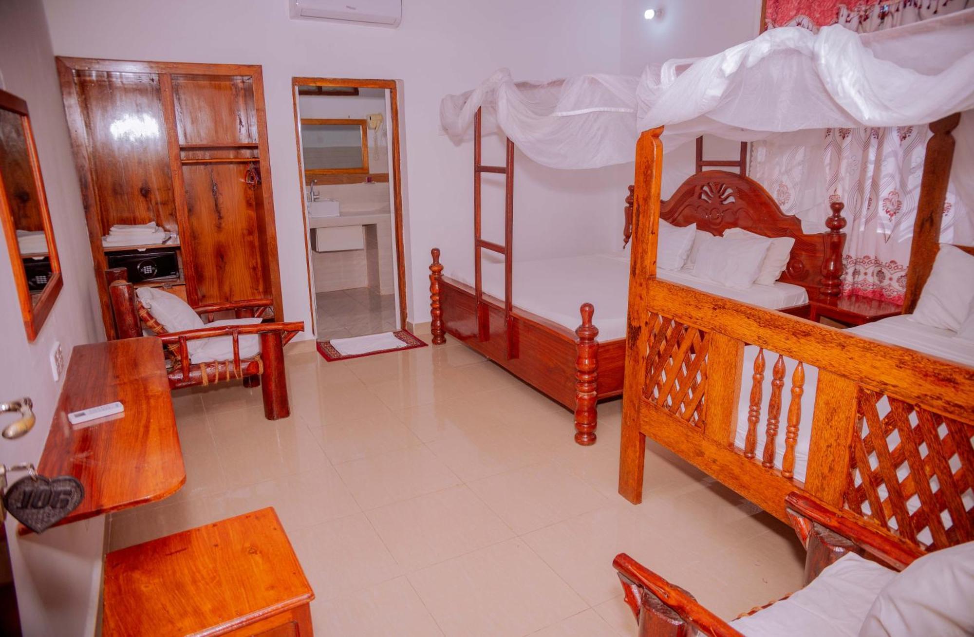 Baraka Beach Bungalows Nungwi Exterior photo