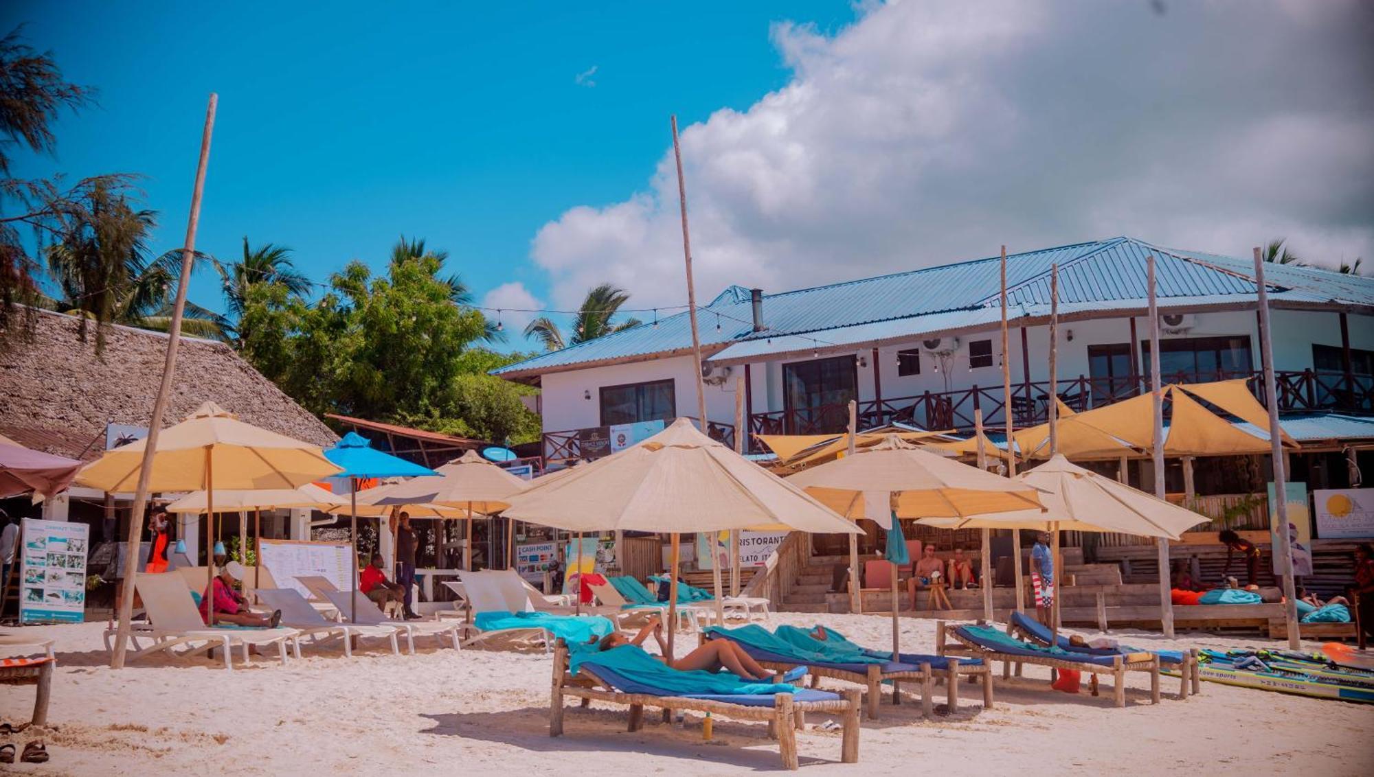 Baraka Beach Bungalows Nungwi Exterior photo